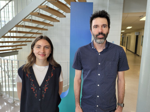 L'étudiante-athlète Laurie Fournier et l'enseignant Jérôme Gagnon.