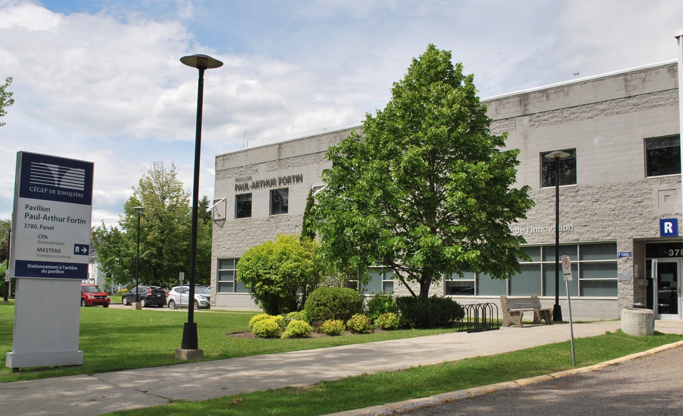 Pavillon Paul-Arthur Fortin du Cégep de Jonquière